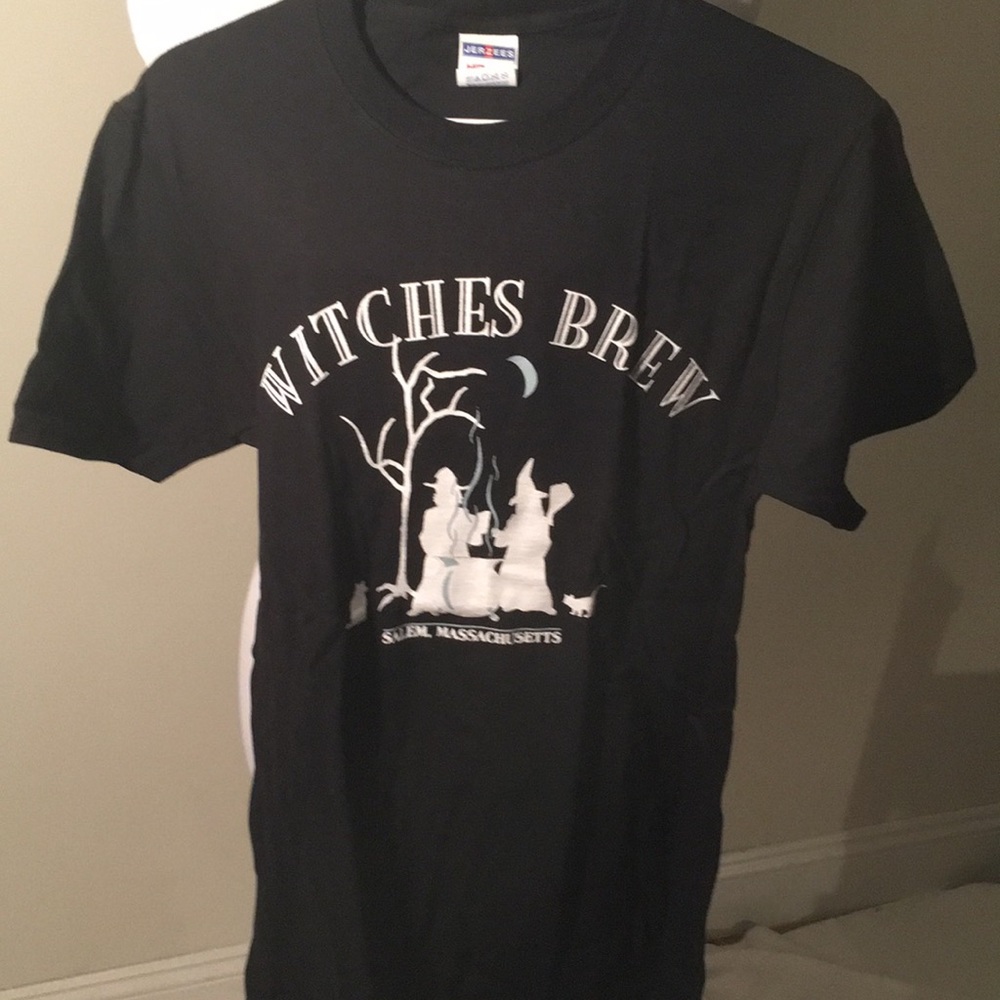 NWOT “Witches Brew” black T-shirt